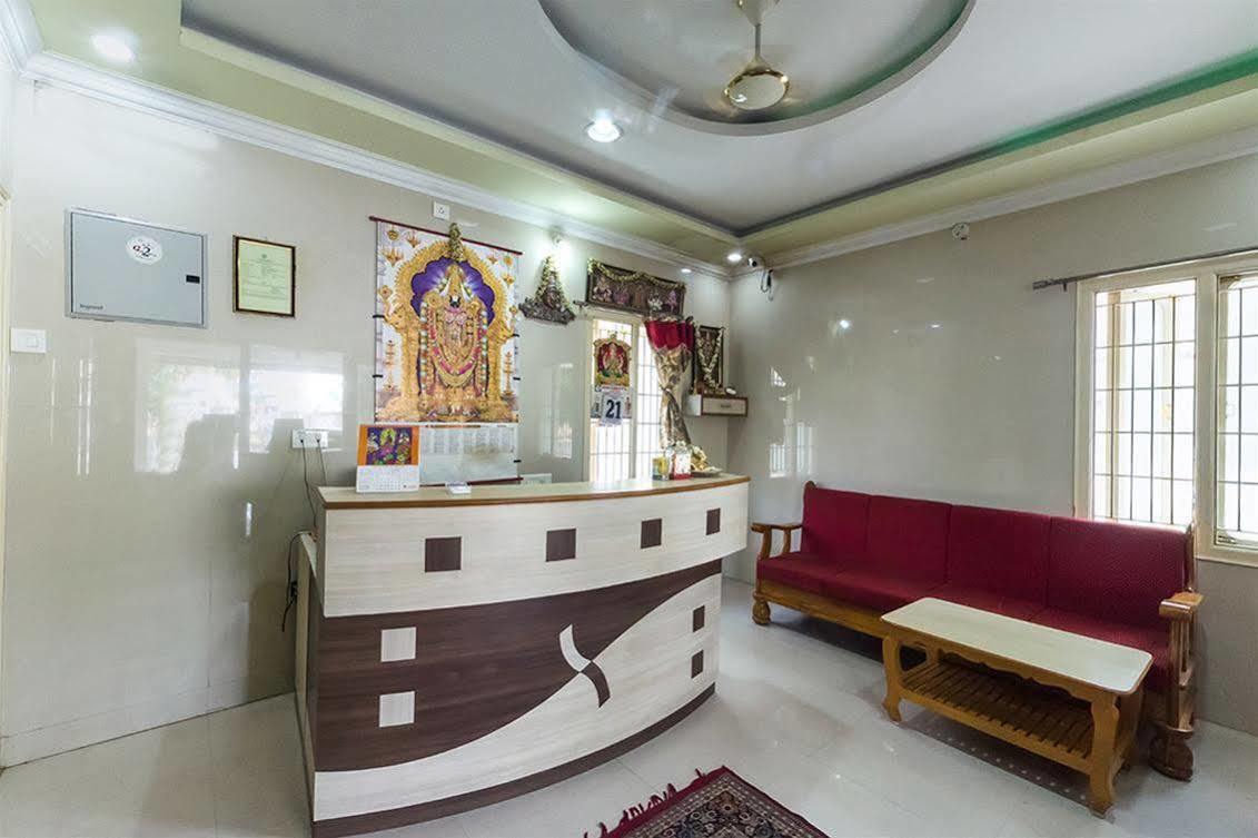 Kvr Deluxe Residency Tirupati Exterior photo
